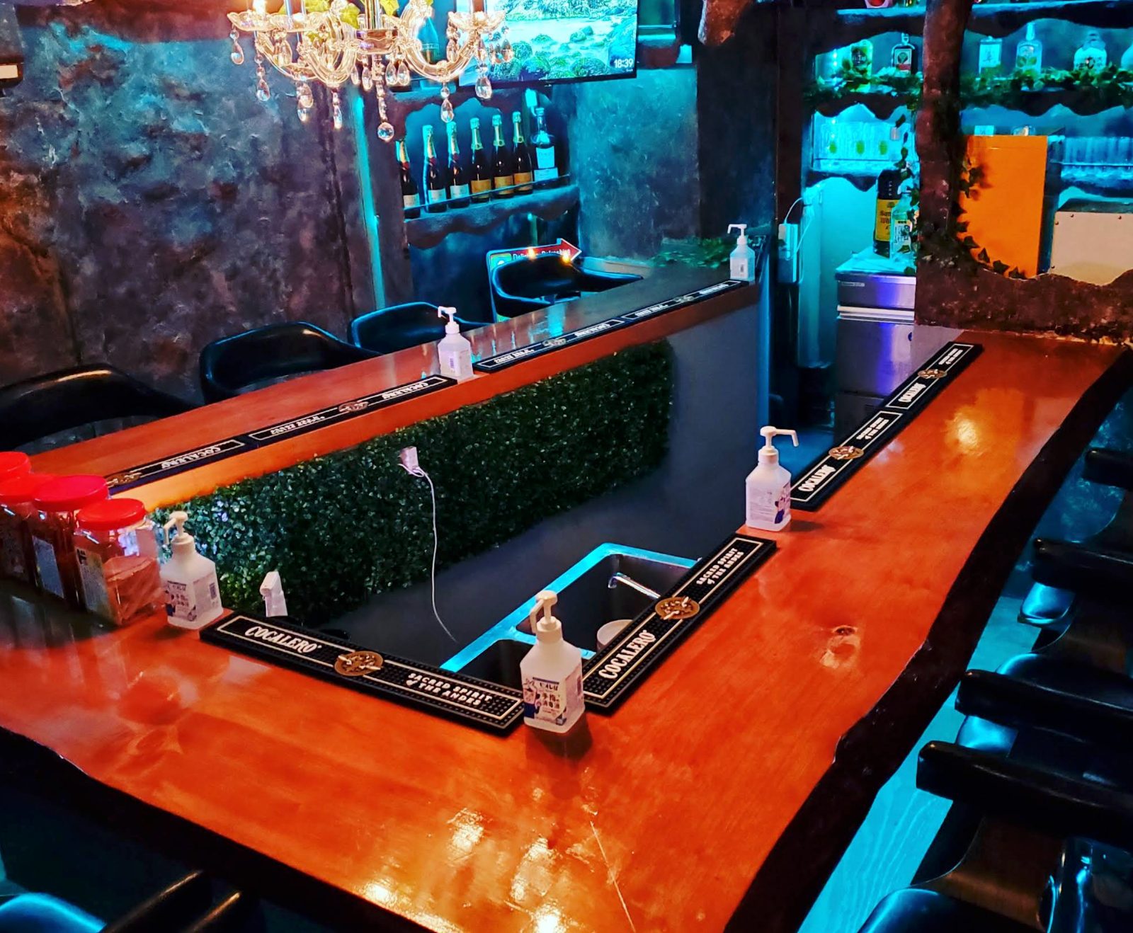 カラオケBAR FLOWER 中野南口 店内写真